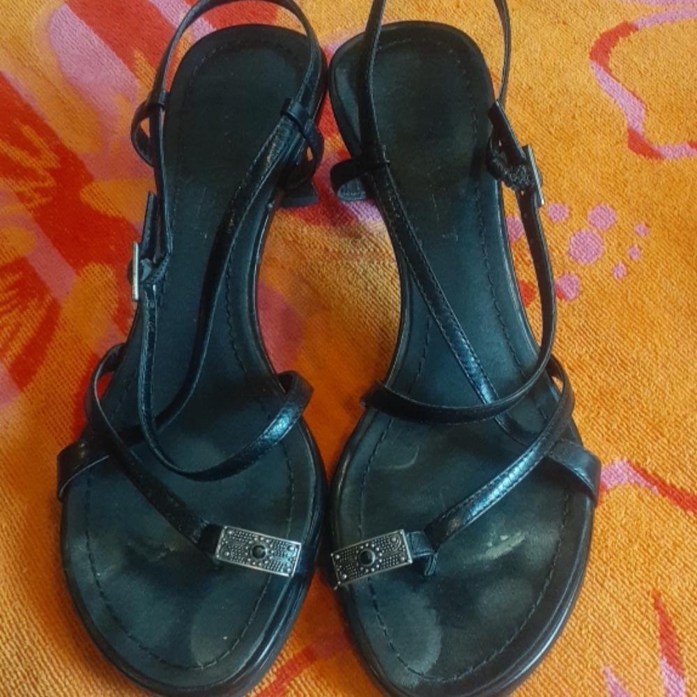 Nine West Black Heel sz 6